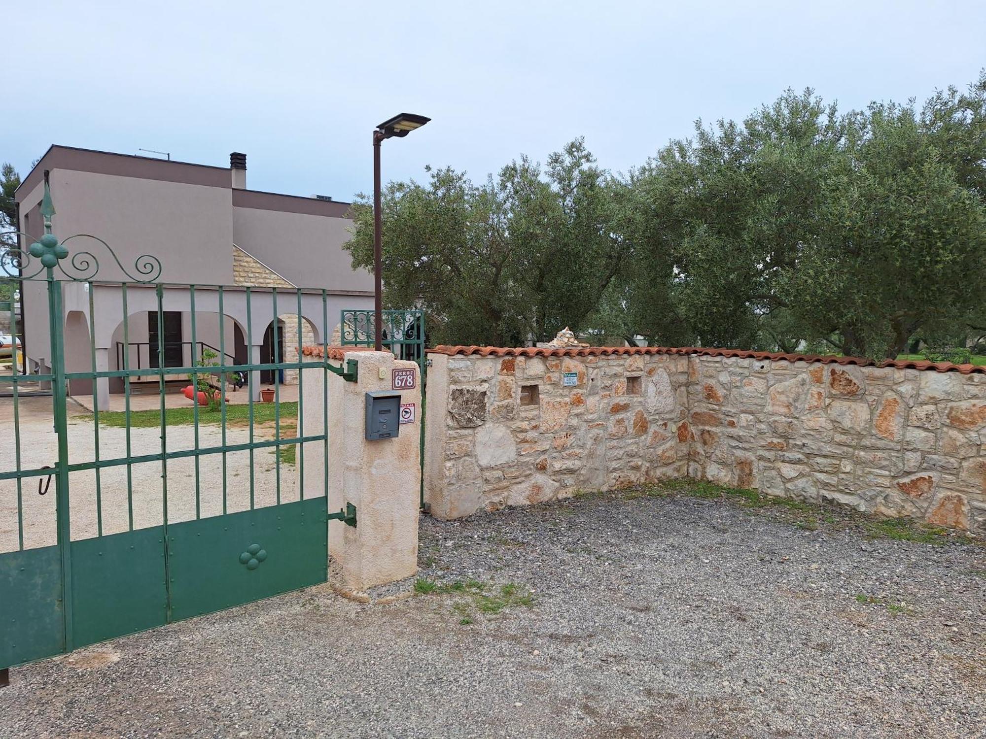 Apartment Olive Garden Vodnjan Esterno foto